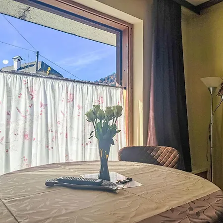 1 By Interhome *